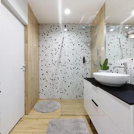 Riva Verona 86 Kraków